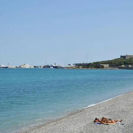 Appartement Studio Antibes, 1 Pièce, 3 Personnes - Fr-1-252-89